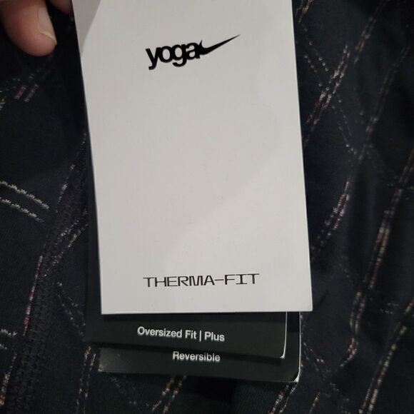 Nike Yoga Therma Fit Reversible Kimono Jacket (Size 2X) - Picture 10 of 10